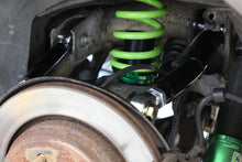 Load image into Gallery viewer, BMW 7-Series Rear Camber Correction Arm Set