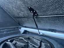 Load image into Gallery viewer, BMW E70 X5 Cargo Floor Lift Strut Kit

